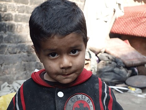 Hilfe für Afghanische Flüchtlingskinder in Lahore Pakistan